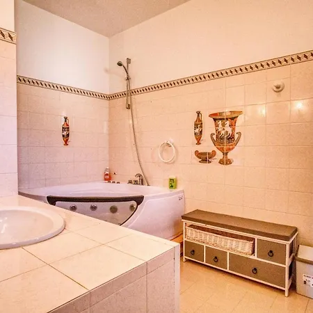 San Bernardino Semesterbostad Santa-Reparata-di-Balagna